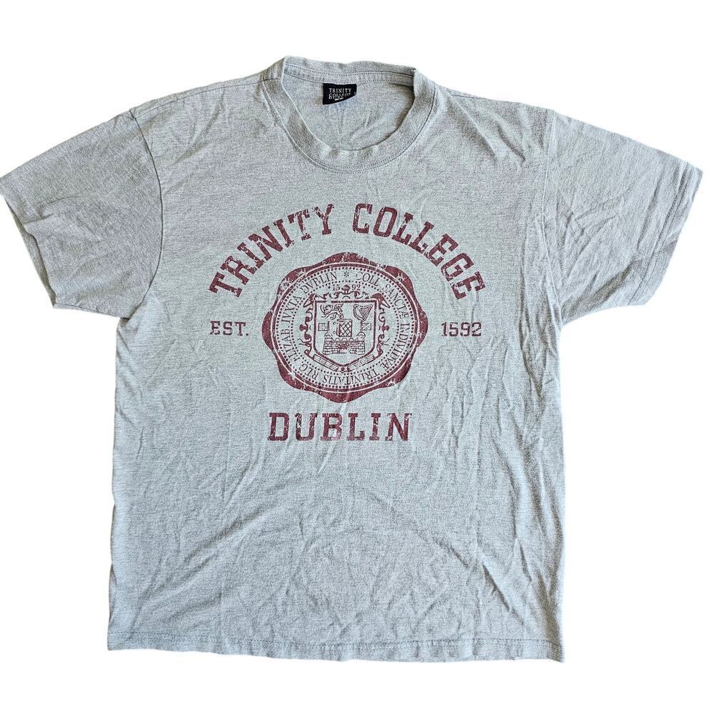 Trinity College Dublin Gray Short Sleeve Graphic Tee